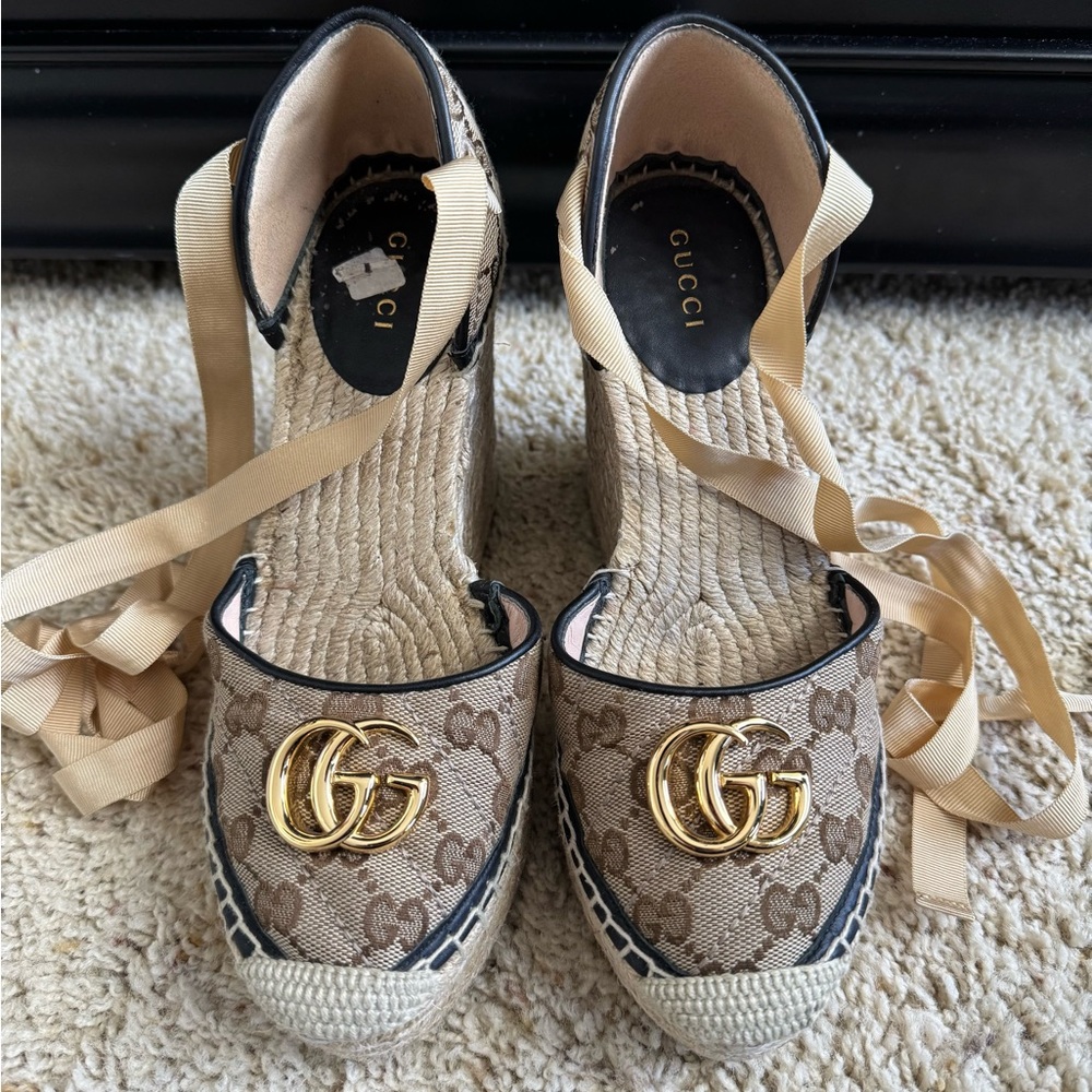 Gucci Tan Espadrilles with Gold Logo